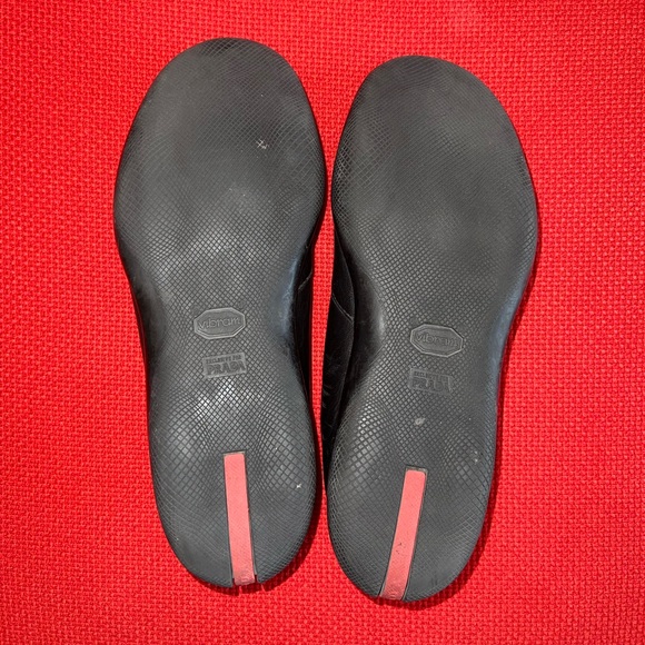 VINTAGE Prada Leather Loafers - Picture 4 of 8